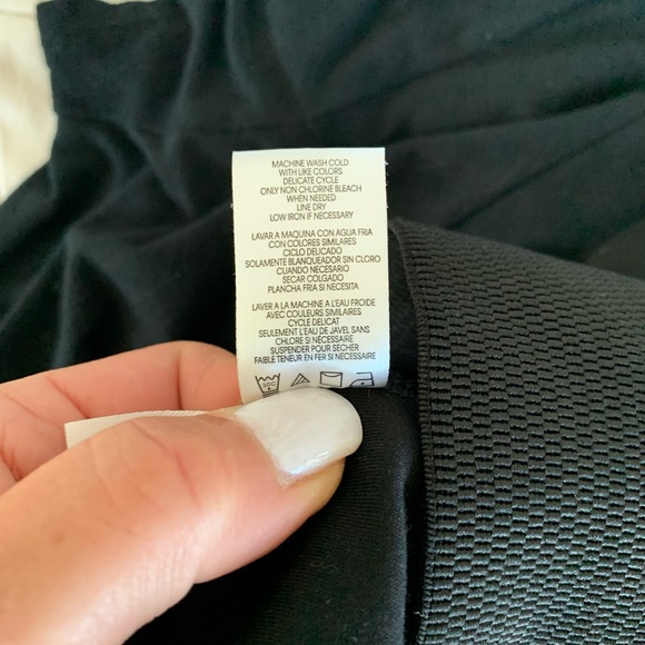 Large Calvin Klein pencil skirt with wide waist band. - Picture 6 of 7